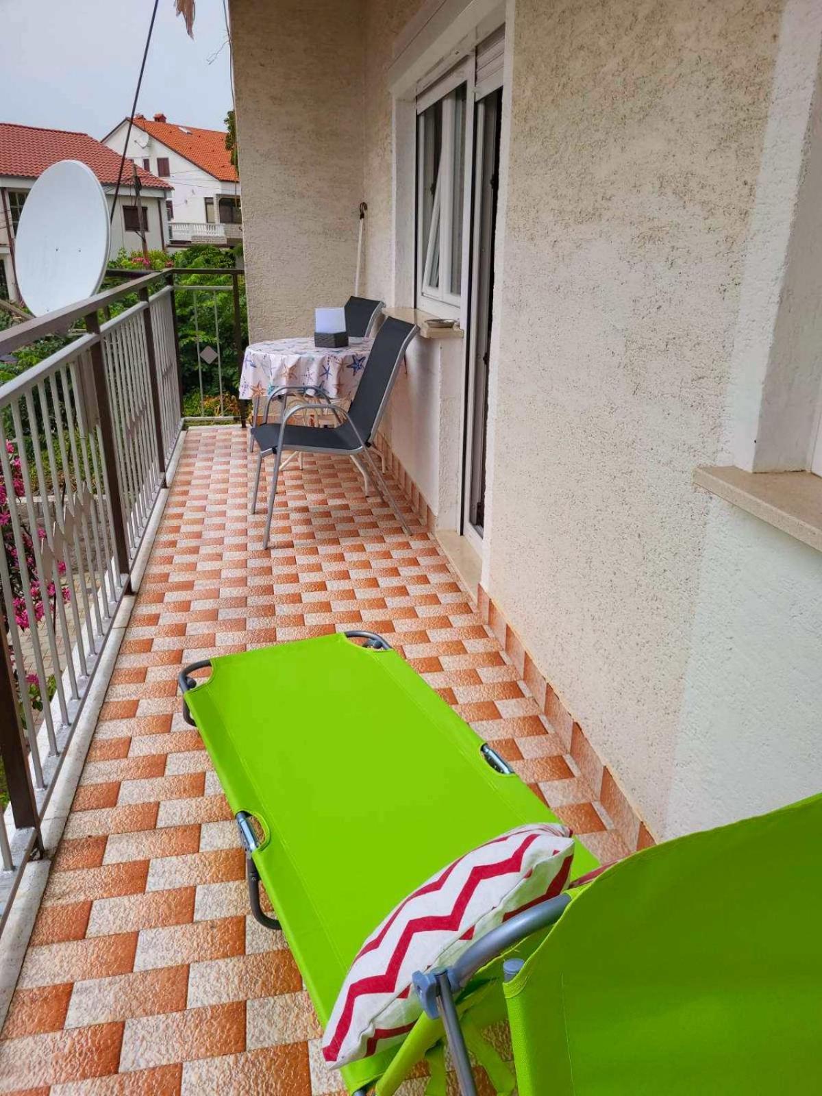 Apartment Anja Цриквеница Экстерьер фото